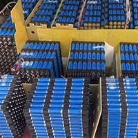 青岛平度电池电解液回收,高价UPS蓄电池回收